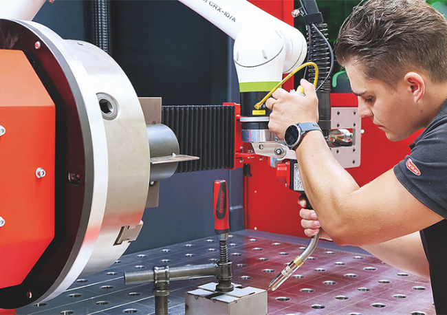 Foto Fronius: Soldadura ergonómica: ¿Es posible?